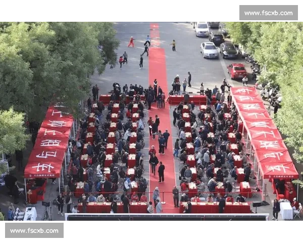 钟鼓楼下 “弈” 响中轴 京津冀 220 棋手对决